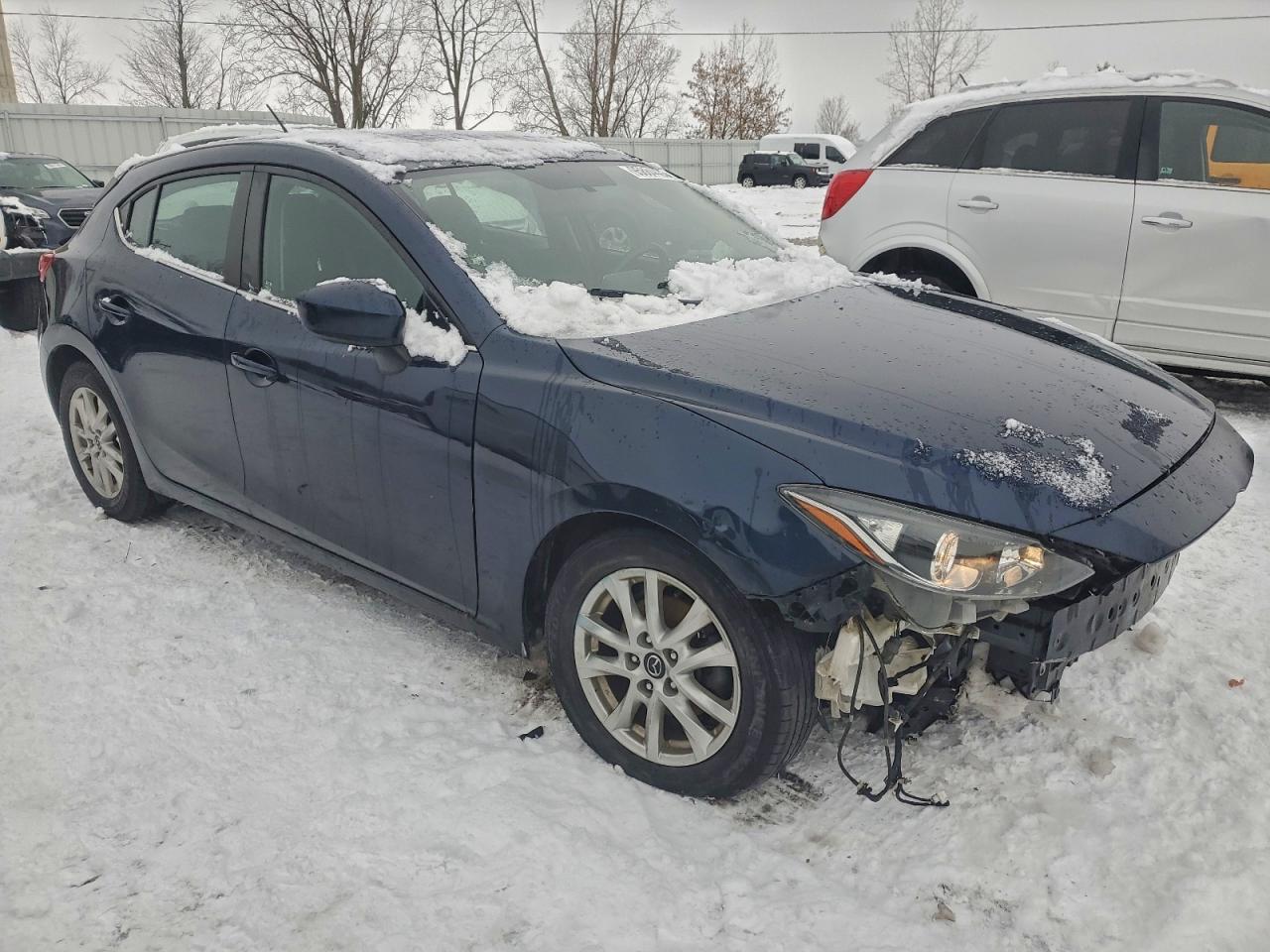 2015 MAZDA 3