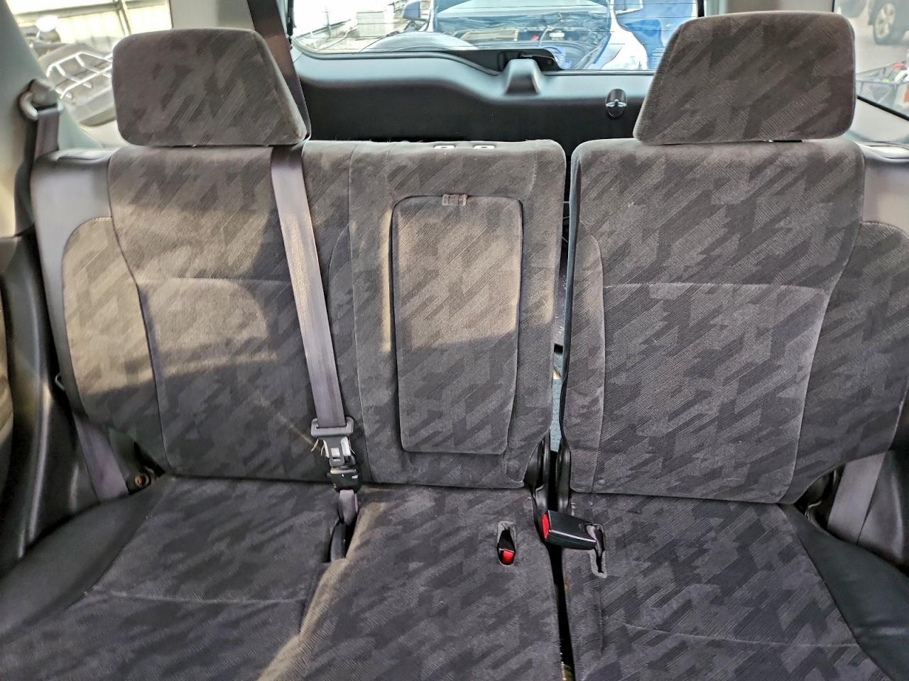2004 HONDA CR-V