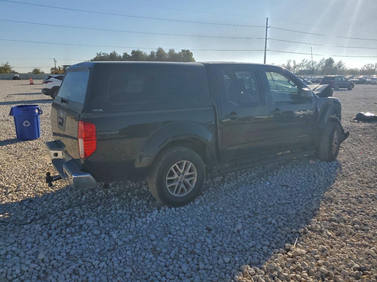 2016 NISSAN Frontier