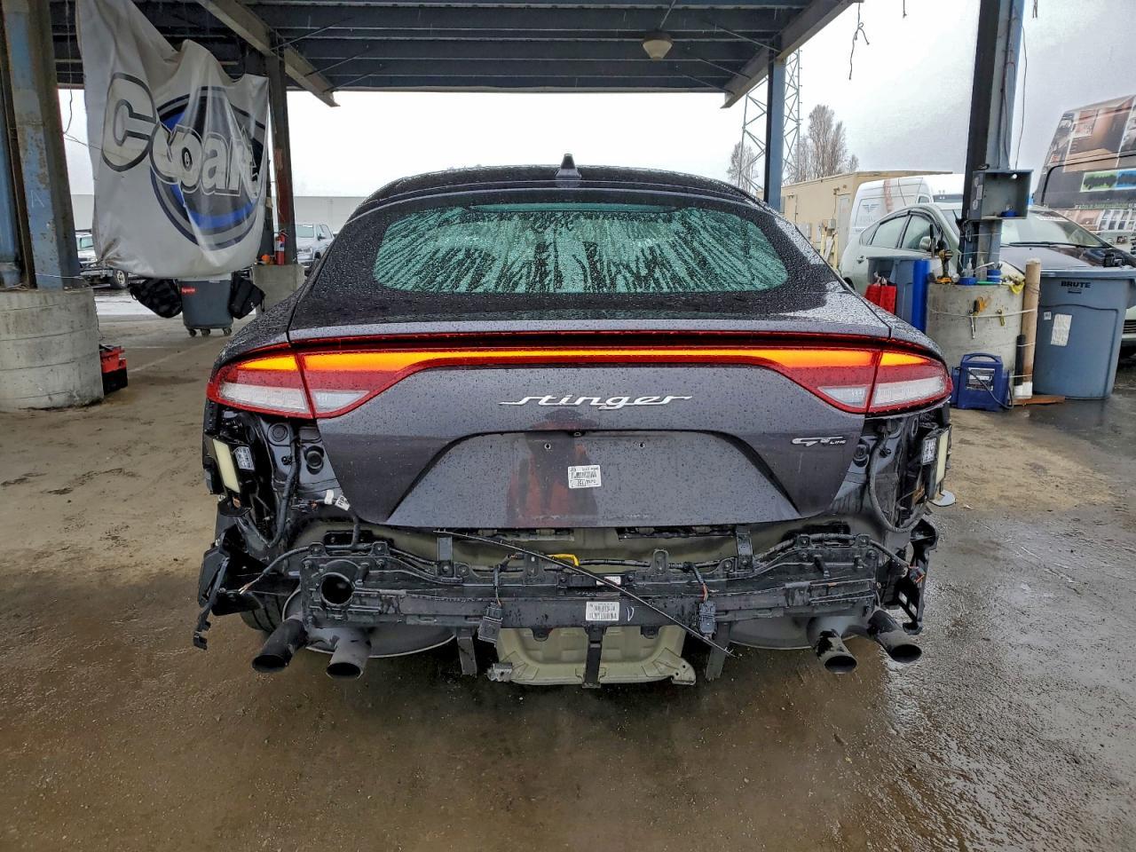 2022 KIA Stinger