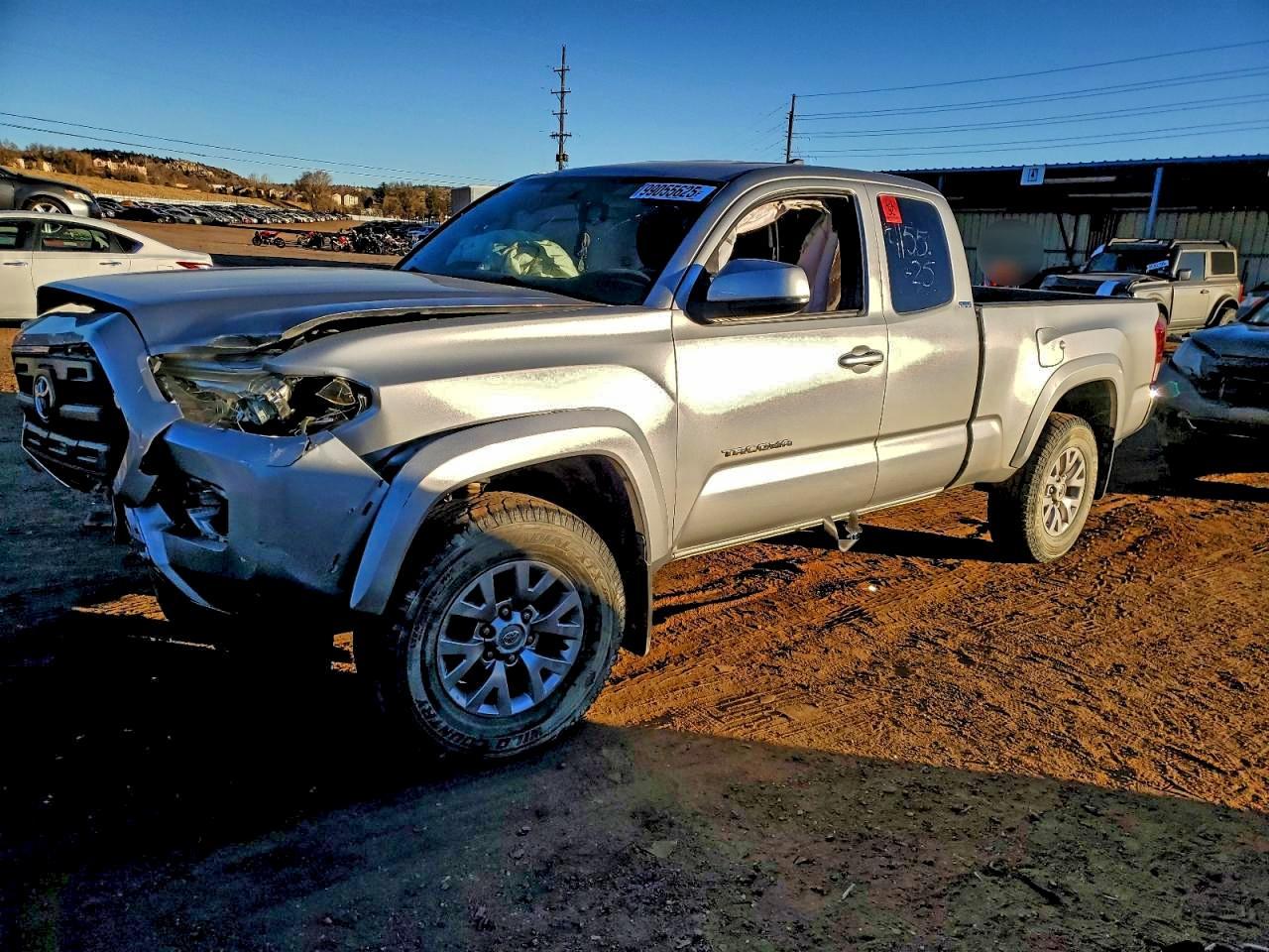 2016 TOYOTA TACOMA