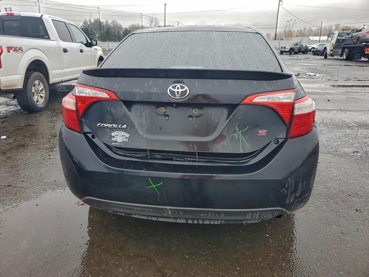2015 TOYOTA COROLLA