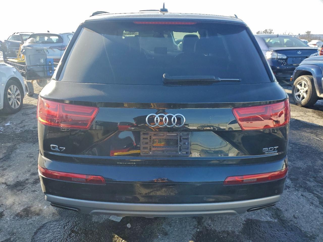 2018 AUDI Q7
