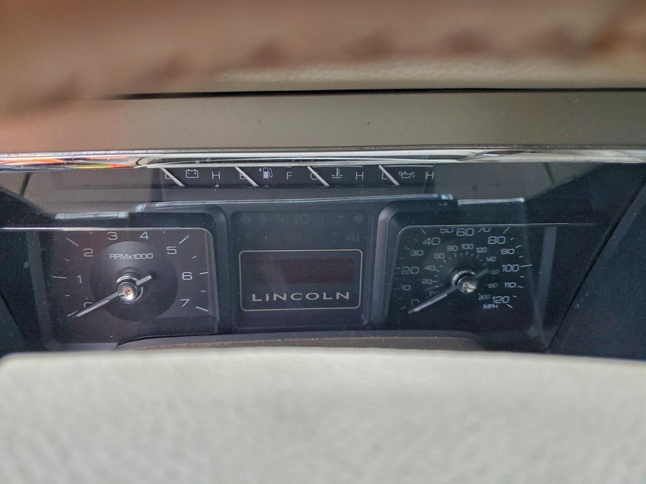 2012 LINCOLN Navigator