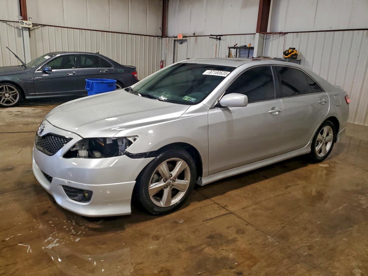 2010 TOYOTA CAMRY