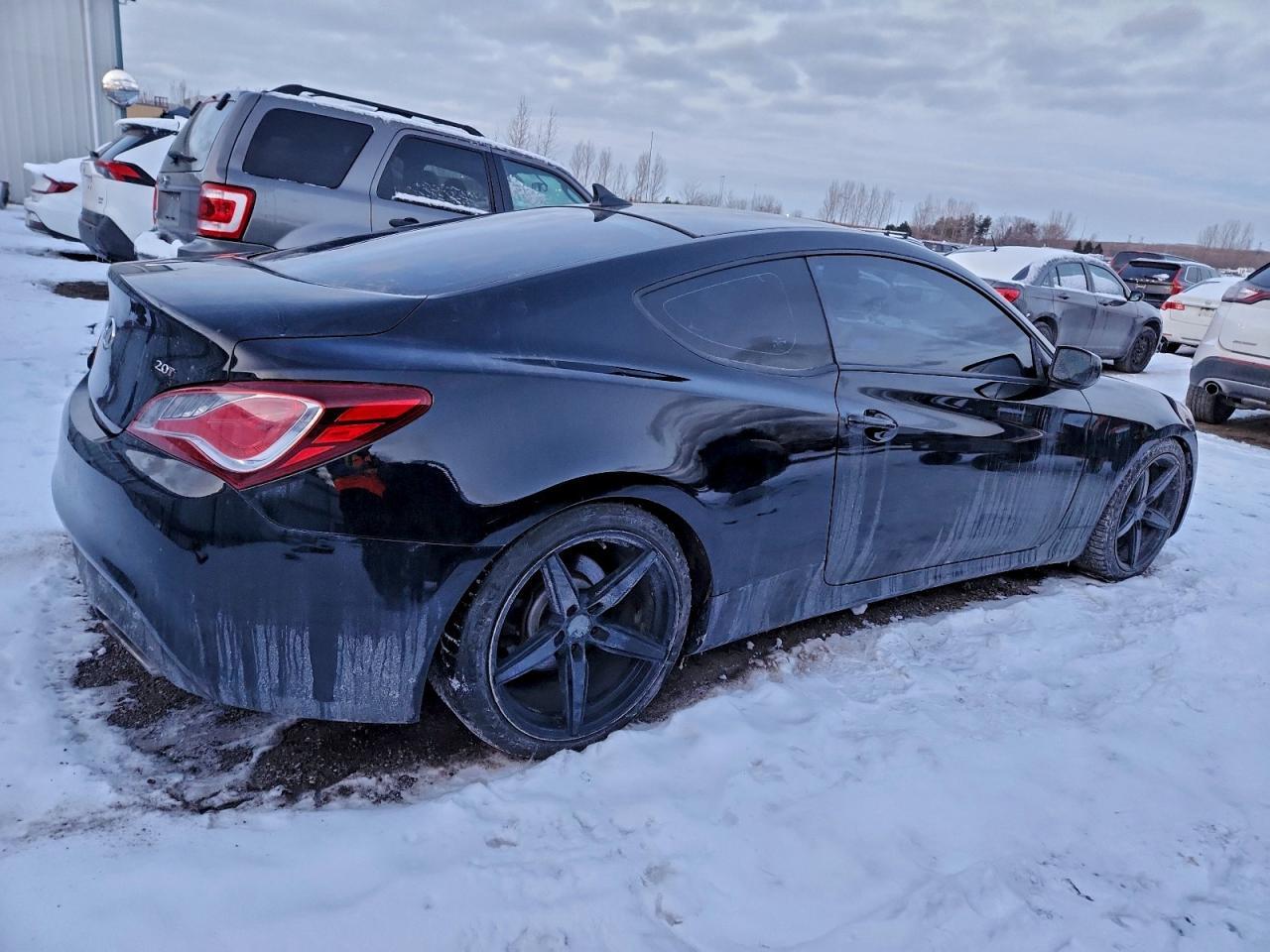 2013 HYUNDAI GENESIS
