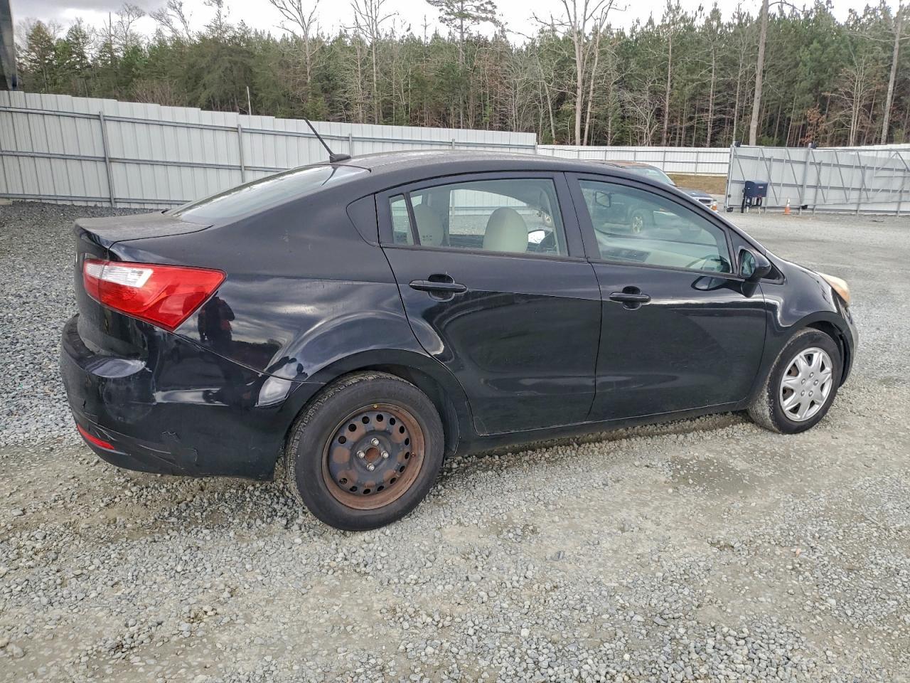 2013 KIA RIO