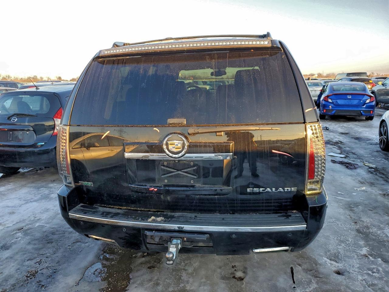 2012 CADILLAC ESCALADE
