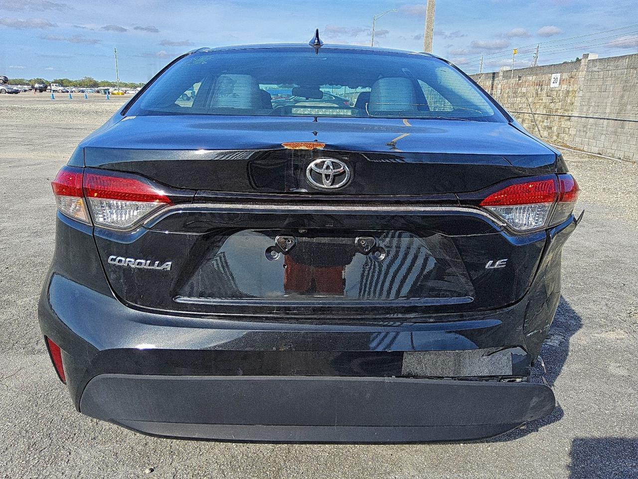 2022 TOYOTA COROLLA