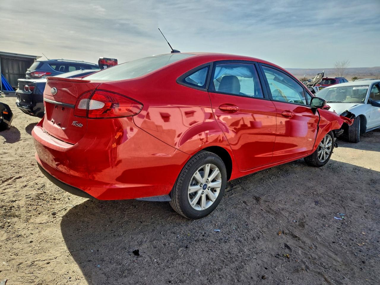 2013 FORD Fiesta