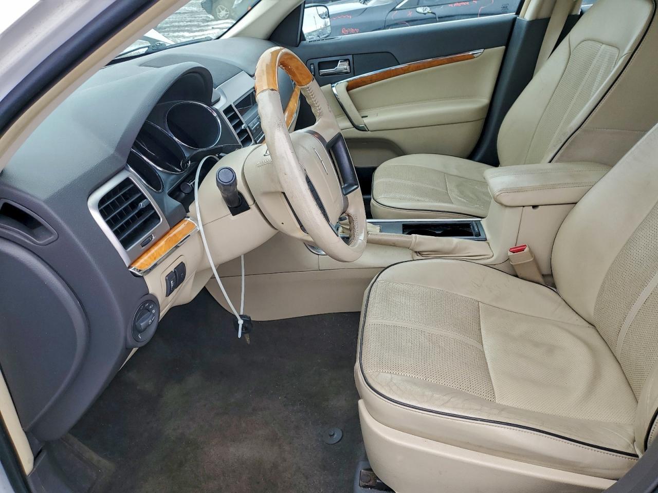 2011 LINCOLN MKZ