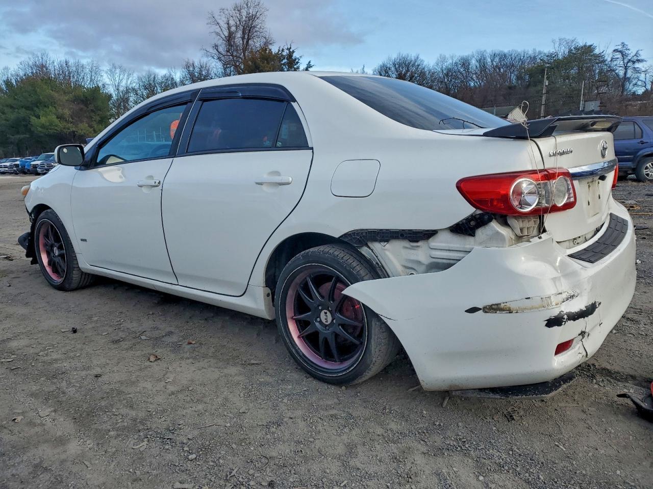 2013 TOYOTA COROLLA