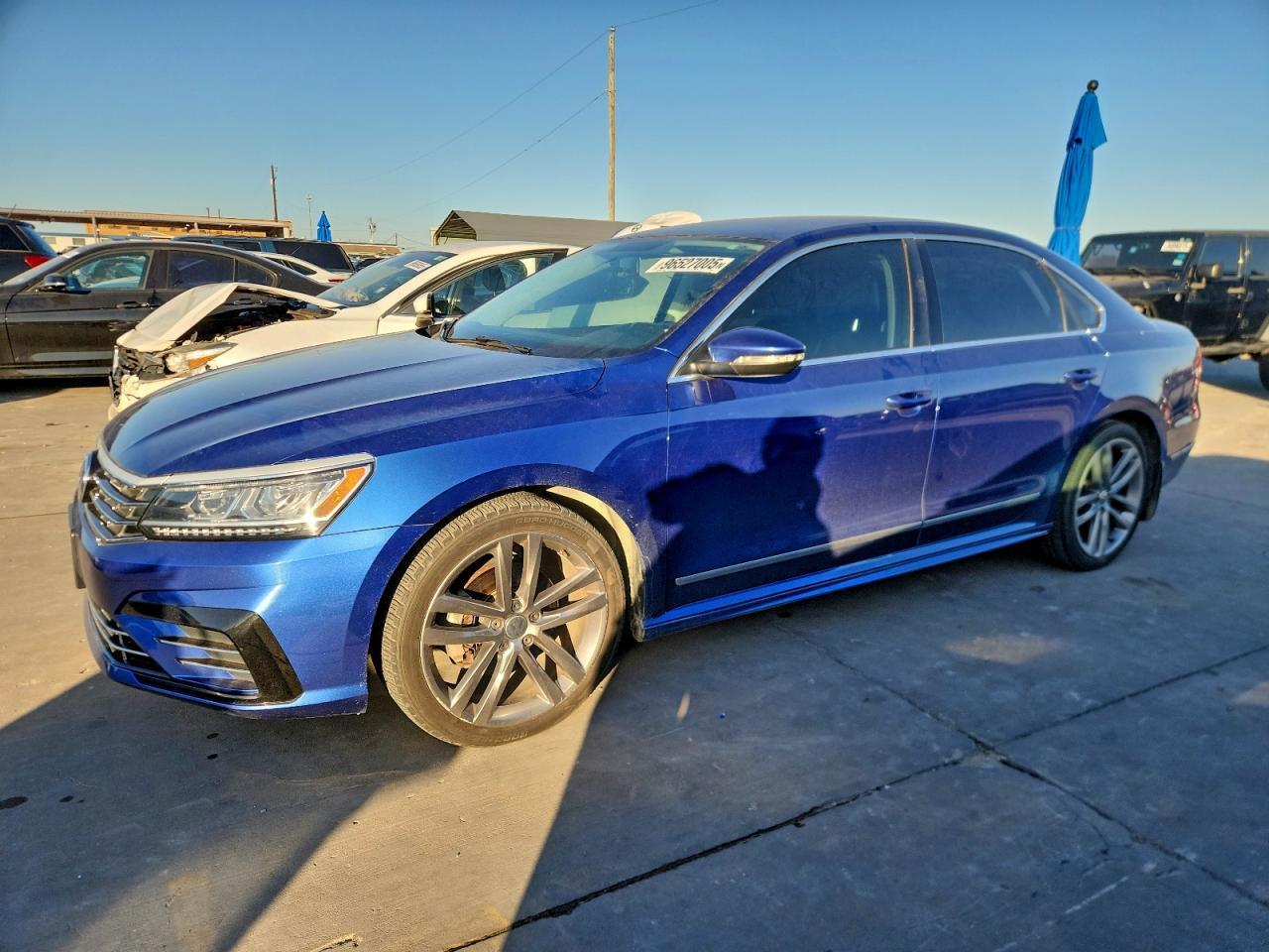 2016 VOLKSWAGEN Passat