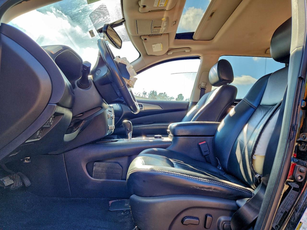 2017 NISSAN PATHFINDER