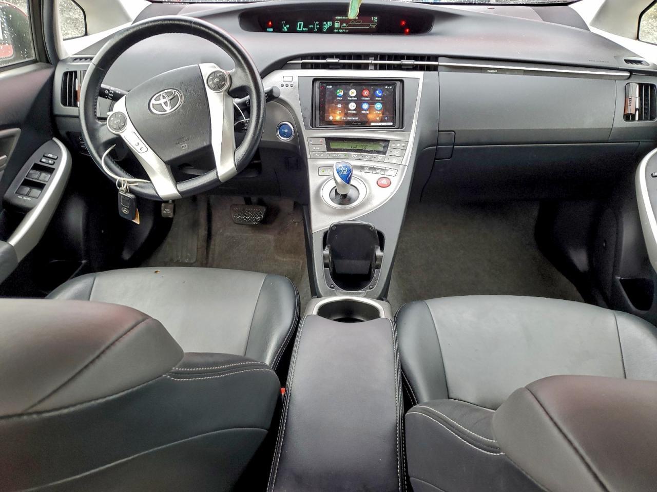 2014 TOYOTA PRIUS