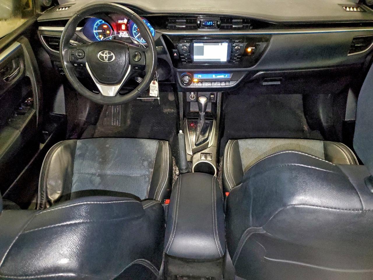 2016 TOYOTA COROLLA