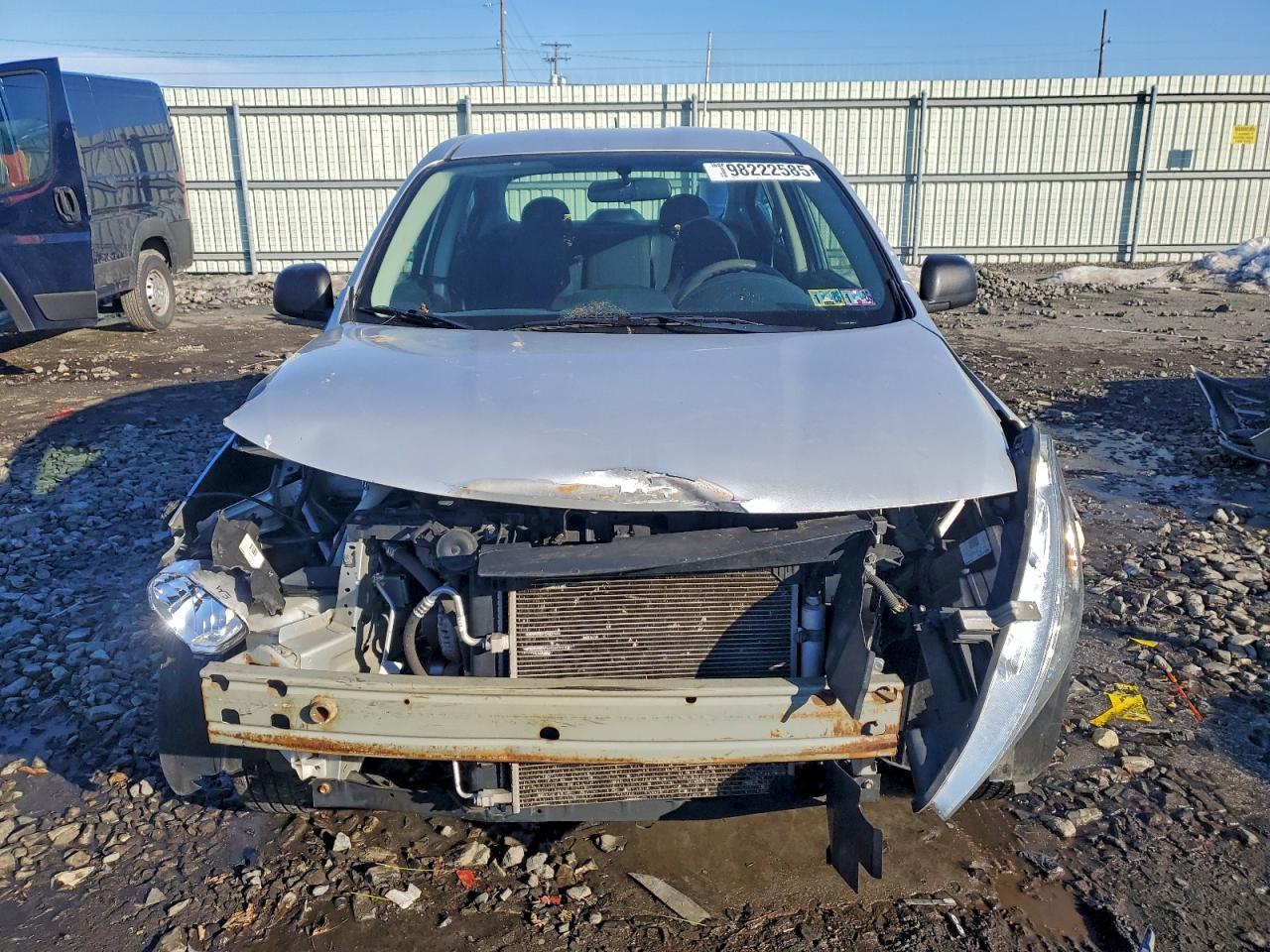 2015 NISSAN VERSA