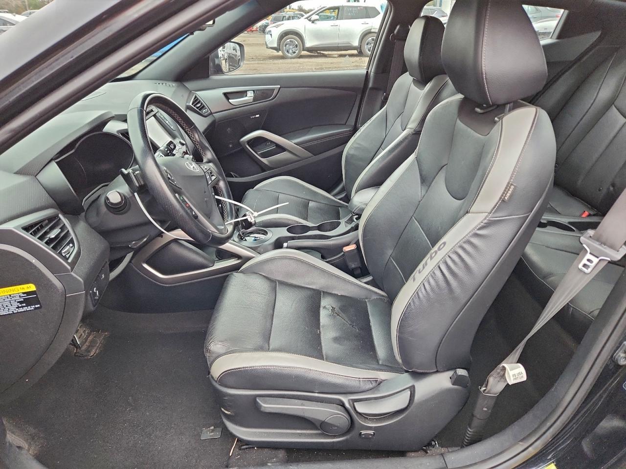 2016 HYUNDAI VELOSTER