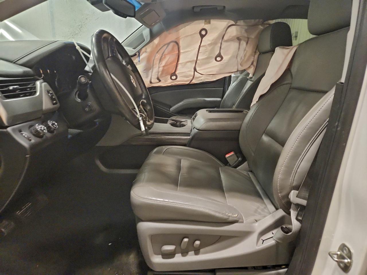 2015 CHEVROLET Suburban