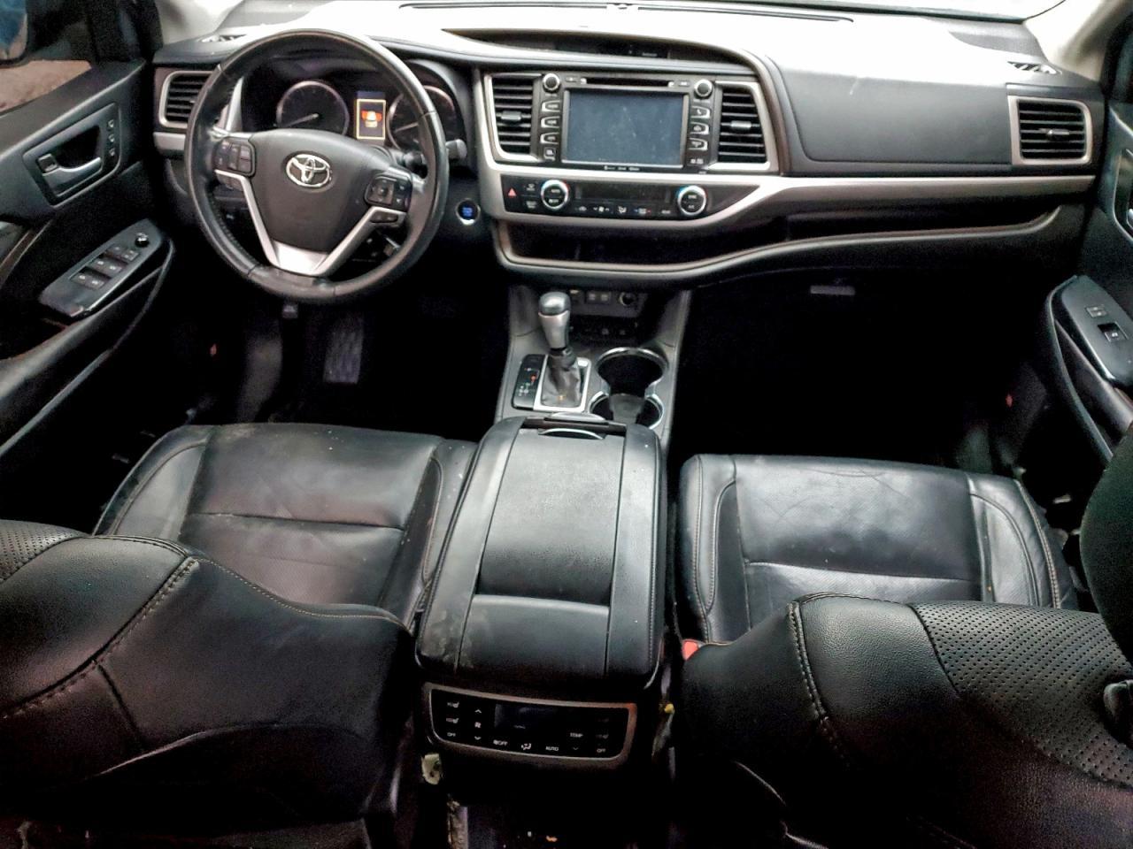 2022 TOYOTA HIGHLANDER
