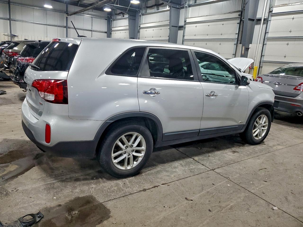 2015 KIA SORENTO
