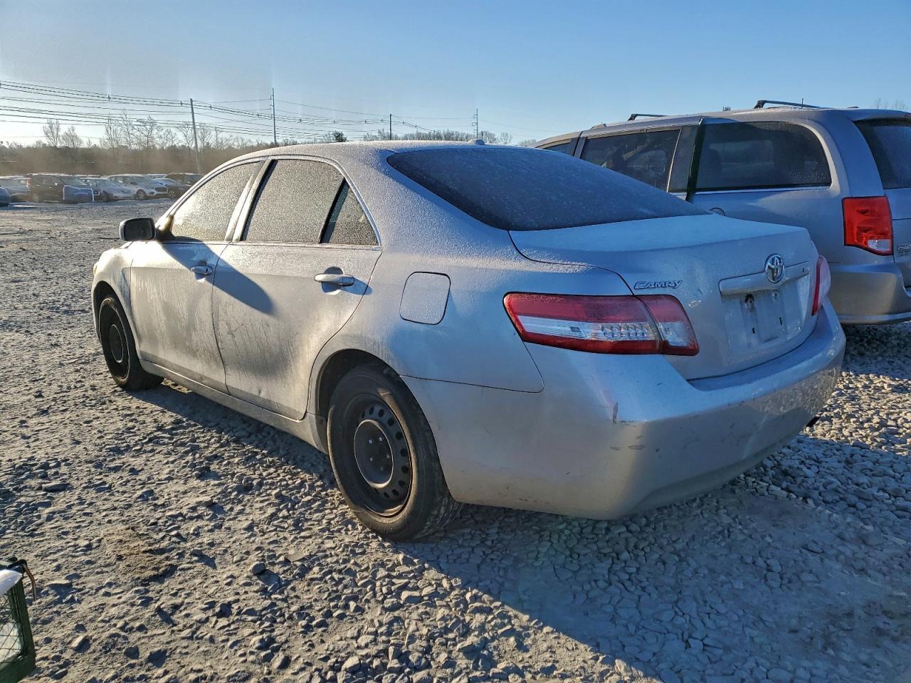 2011 TOYOTA CAMRY