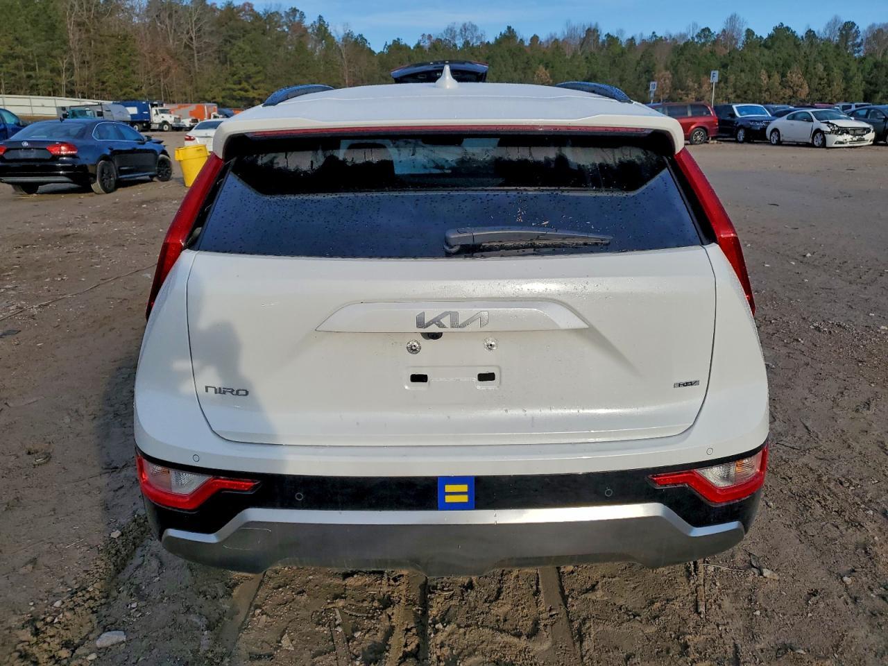 2025 KIA Niro