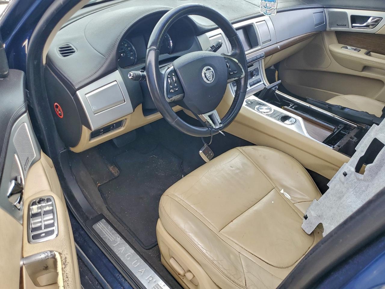 2013 JAGUAR XF