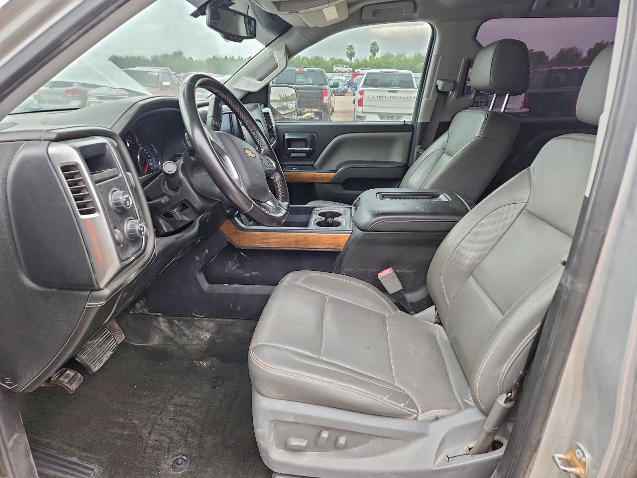 2018 CHEVROLET Silverado