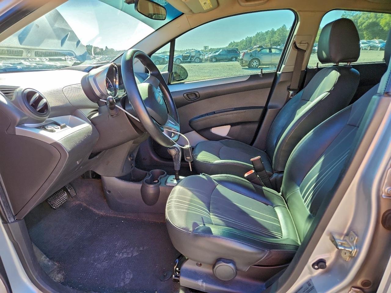 2013 CHEVROLET Spark
