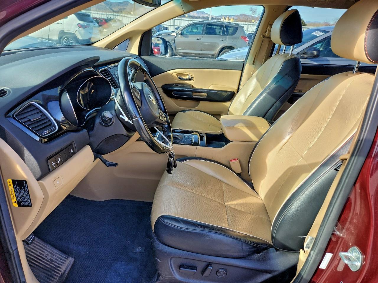 2016 KIA SEDONA