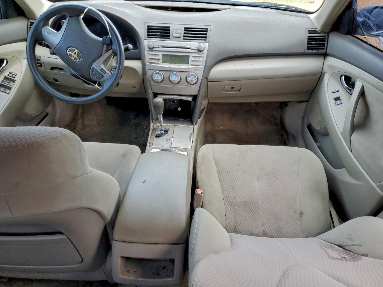 2010 TOYOTA CAMRY