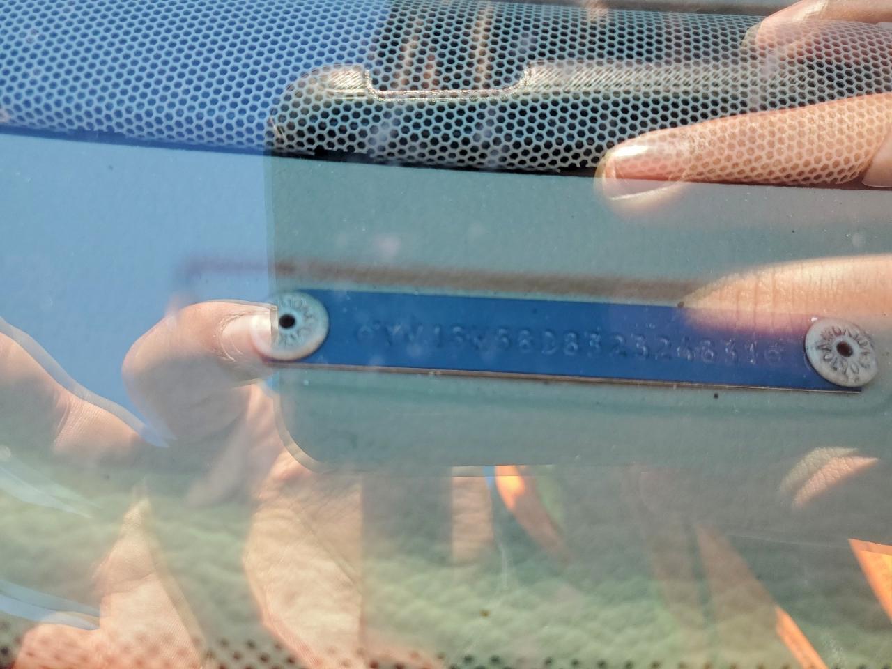 2003 VOLVO V70