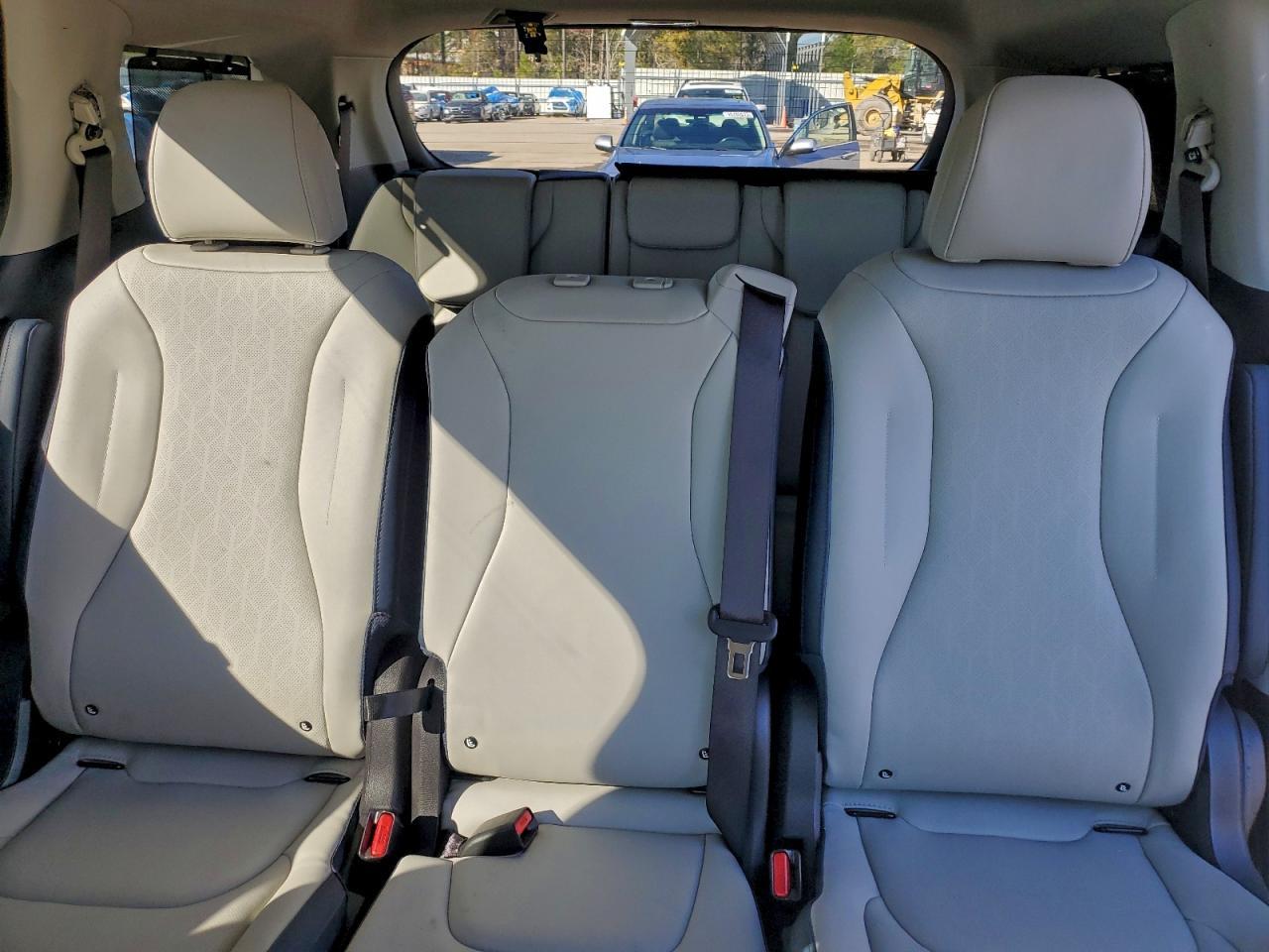 2026 KIA Carnival