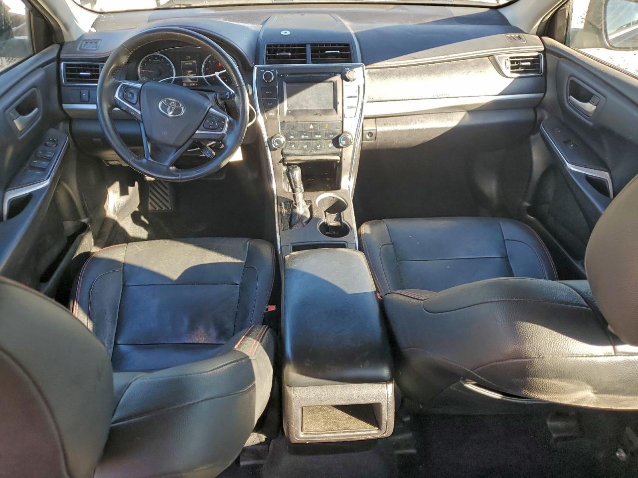 2017 TOYOTA CAMRY