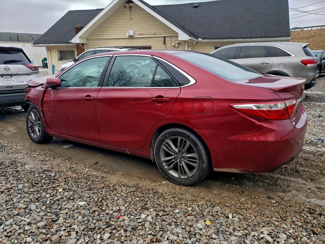 2017 TOYOTA CAMRY