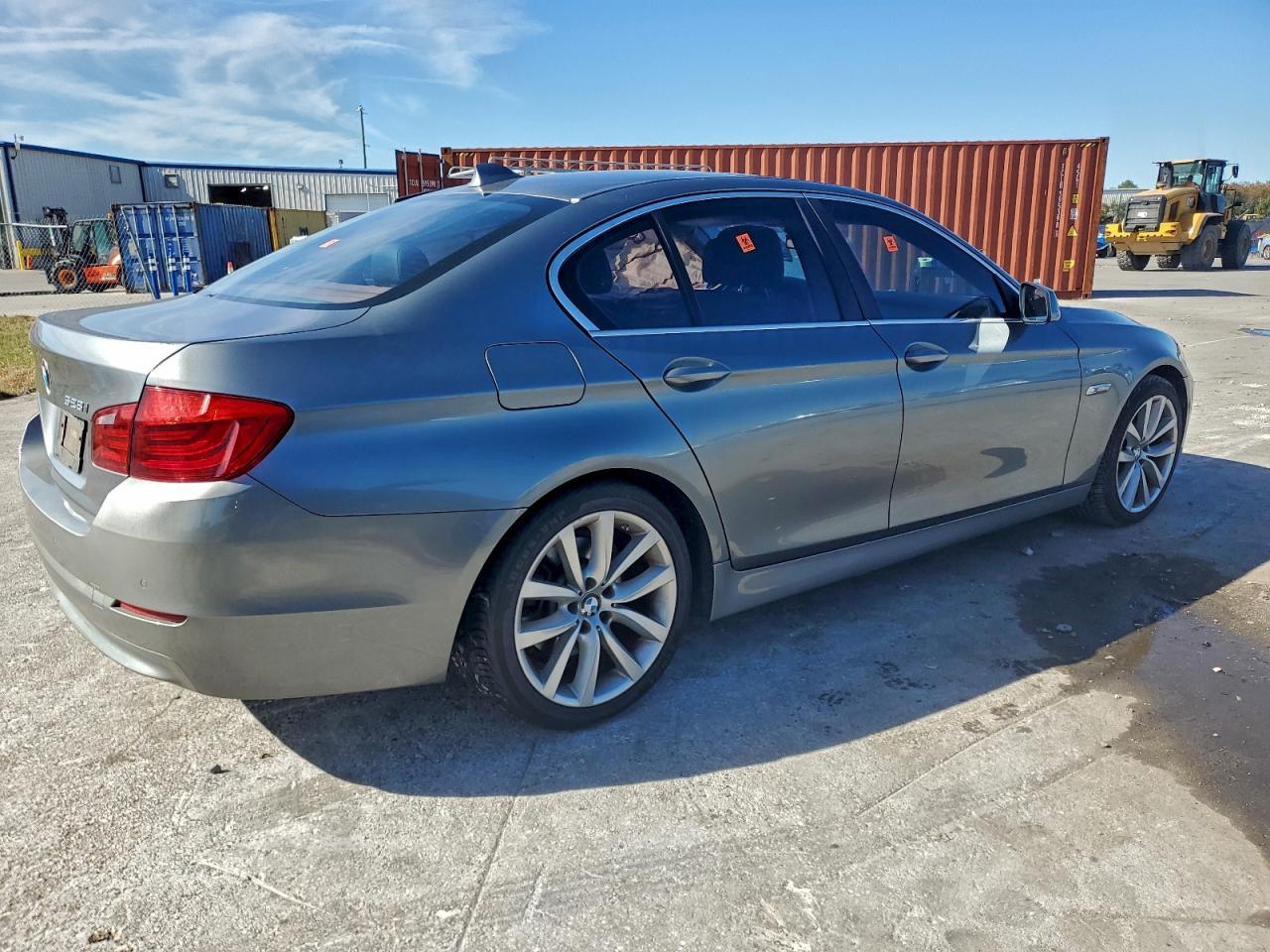 2011 BMW 5 series
