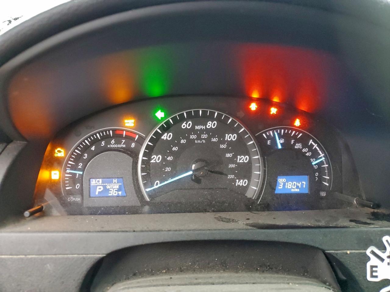 2015 TOYOTA CAMRY