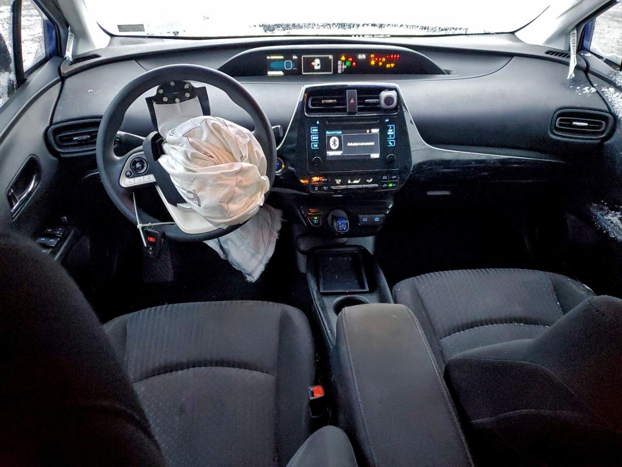 2017 TOYOTA PRIUS