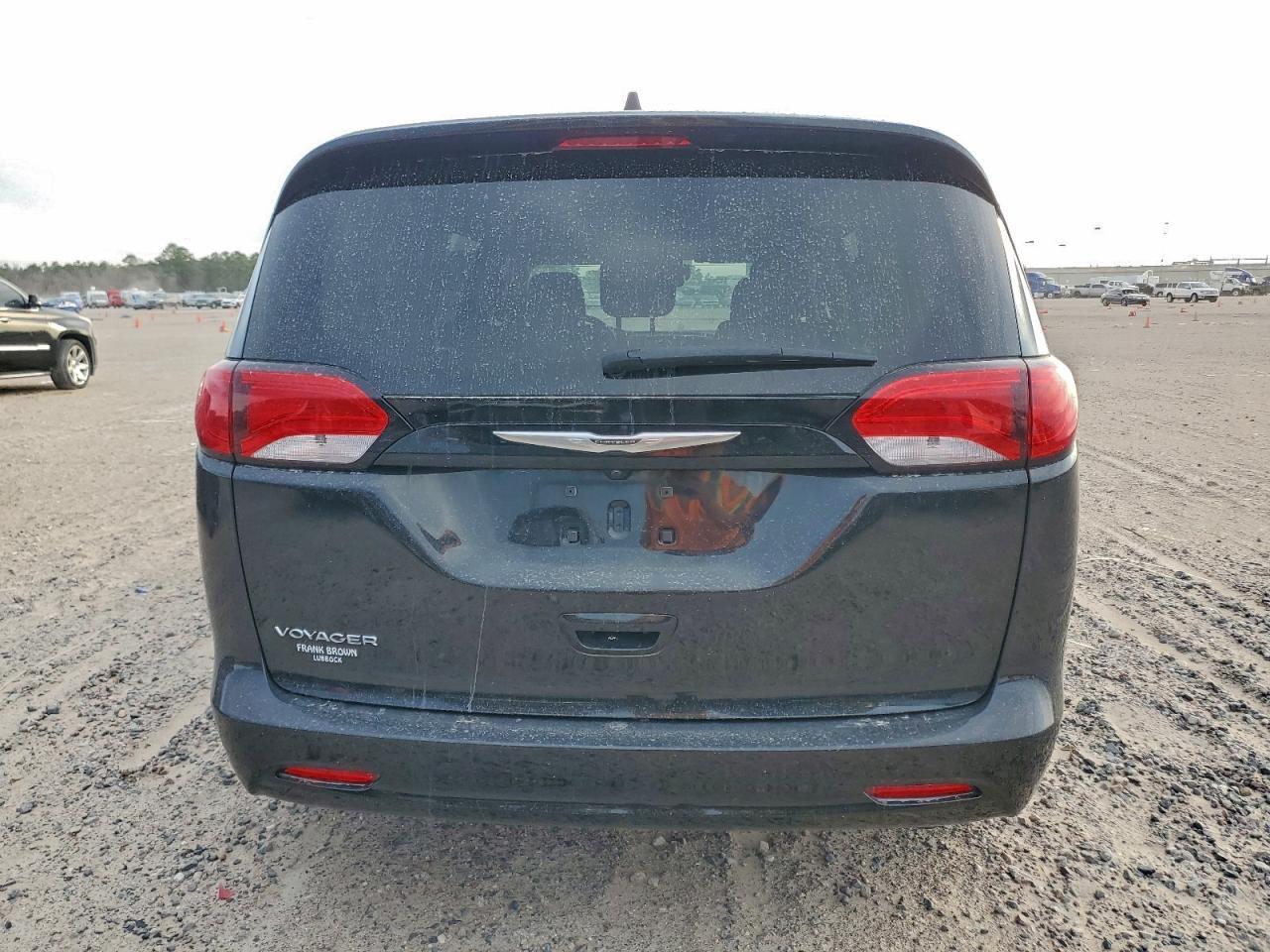 2023 CHRYSLER Voyager