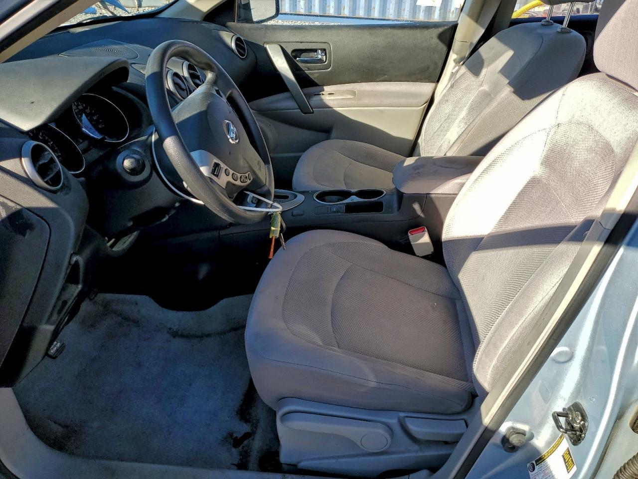 2015 NISSAN ROGUE