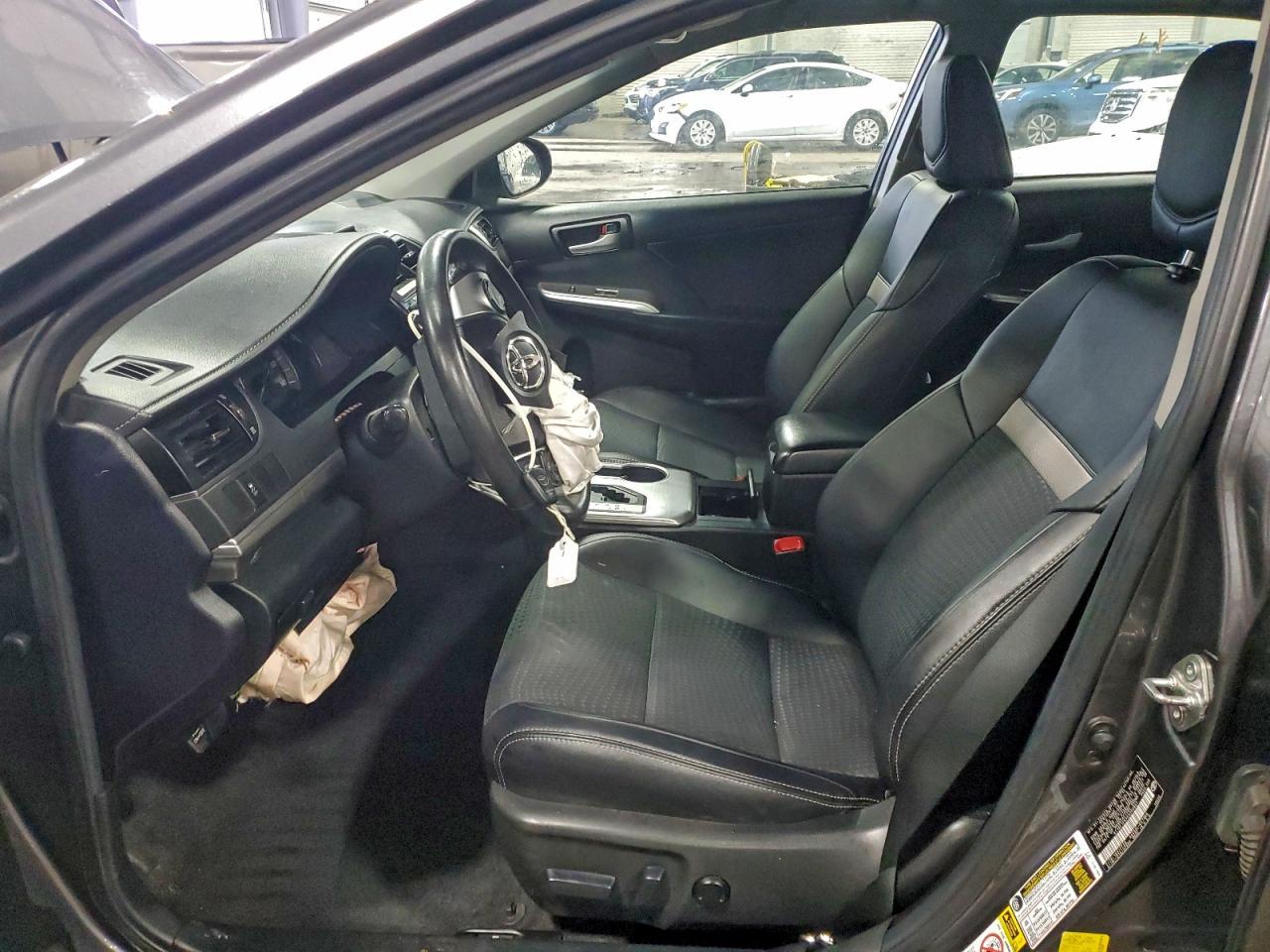 2014 TOYOTA CAMRY