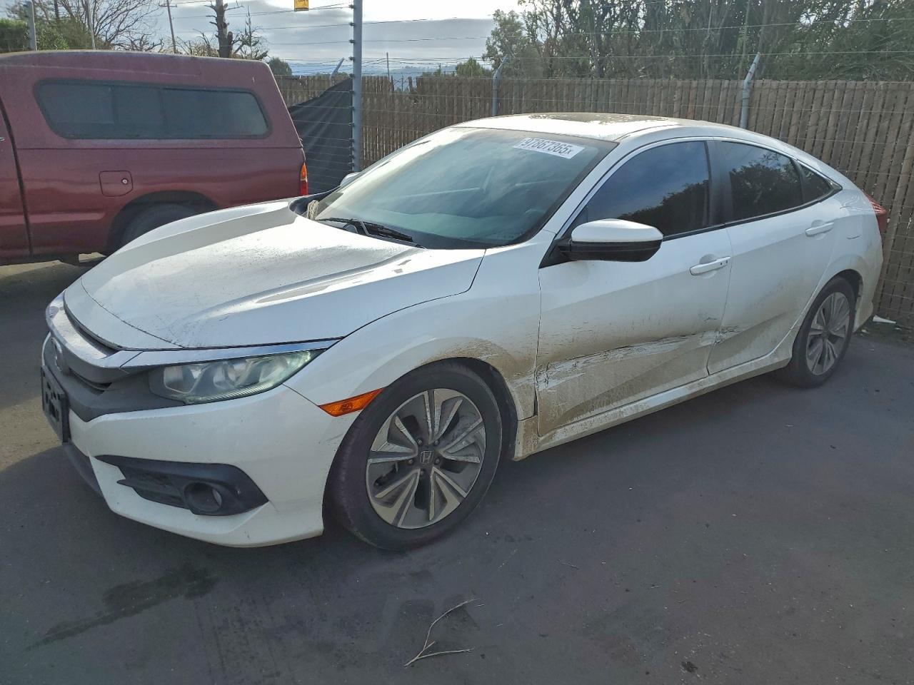 2018 HONDA CIVIC