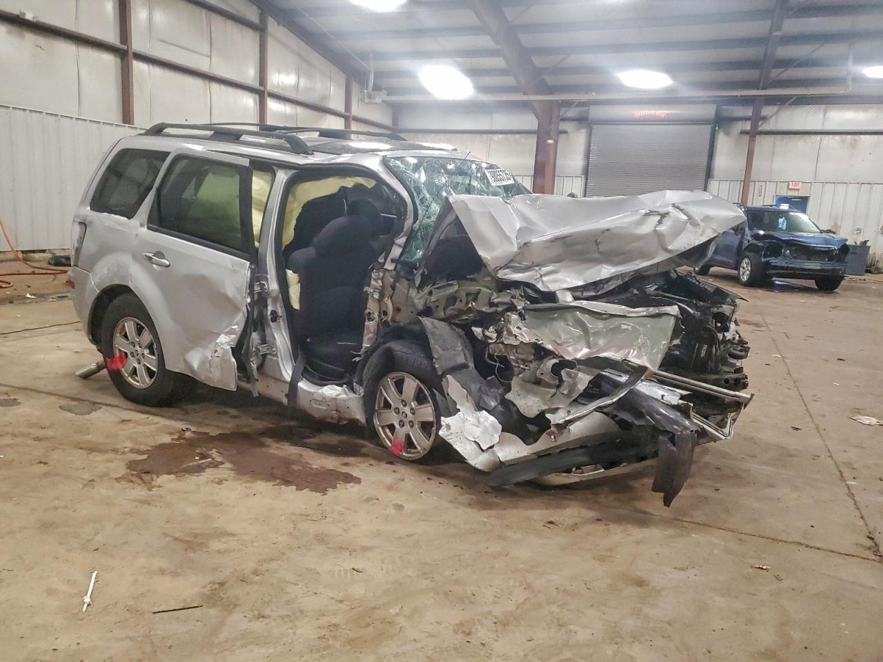 2009 MERCURY Mariner