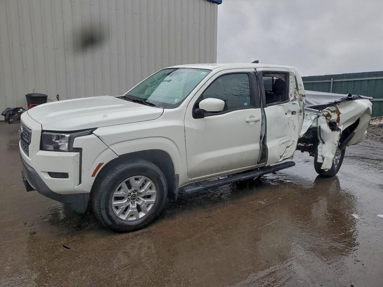 2022 NISSAN Frontier