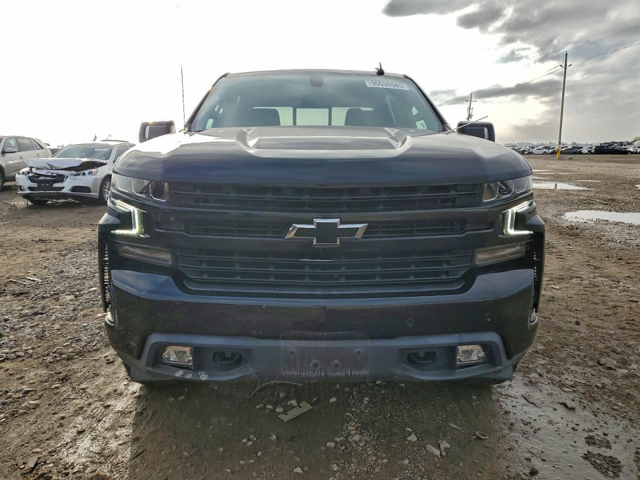 2021 CHEVROLET Silverado
