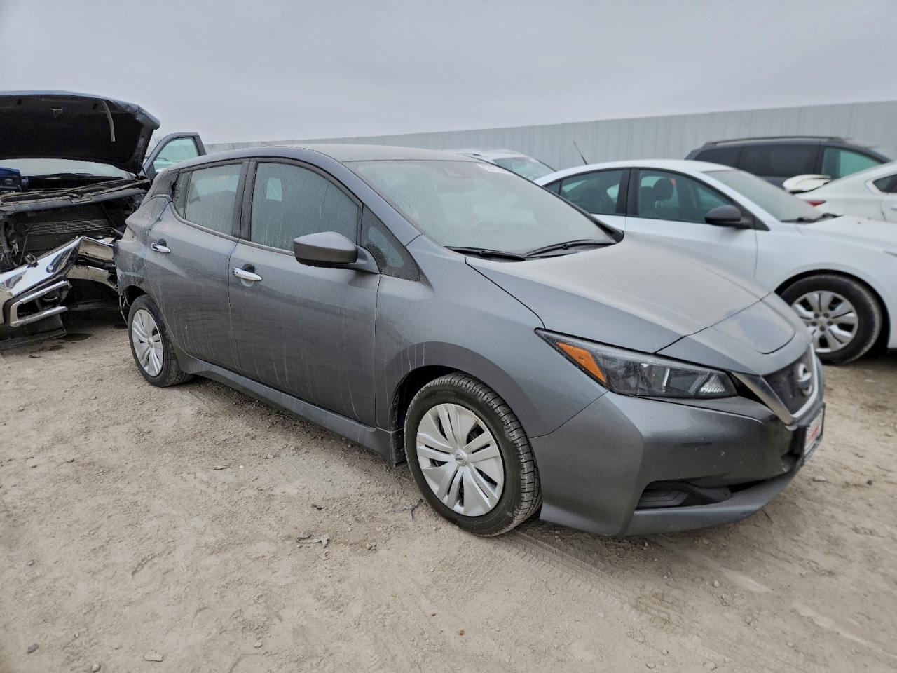 2020 NISSAN LEAF