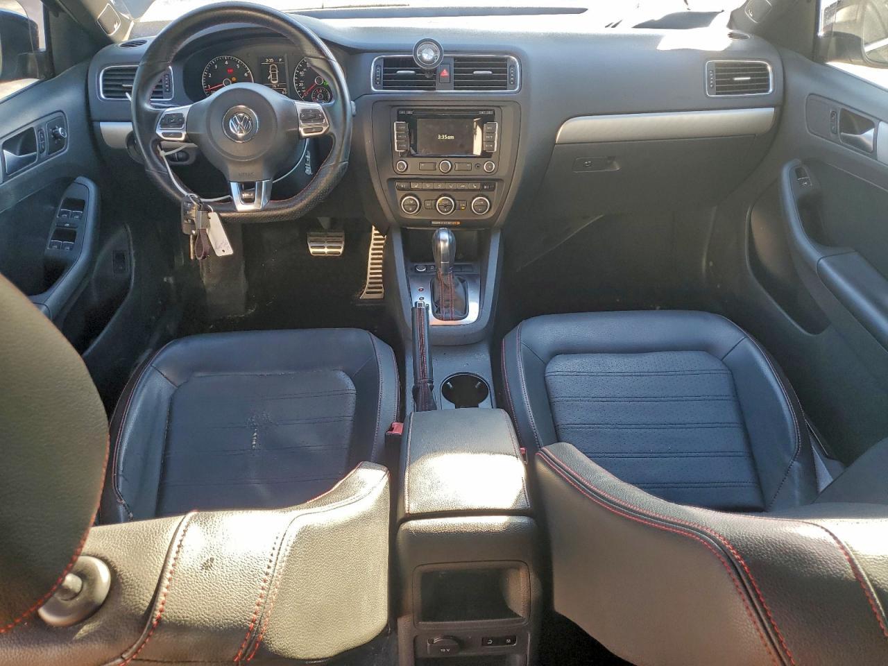 2013 VOLKSWAGEN JETTA