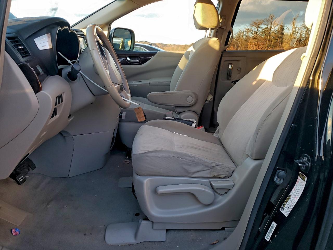 2012 NISSAN Quest