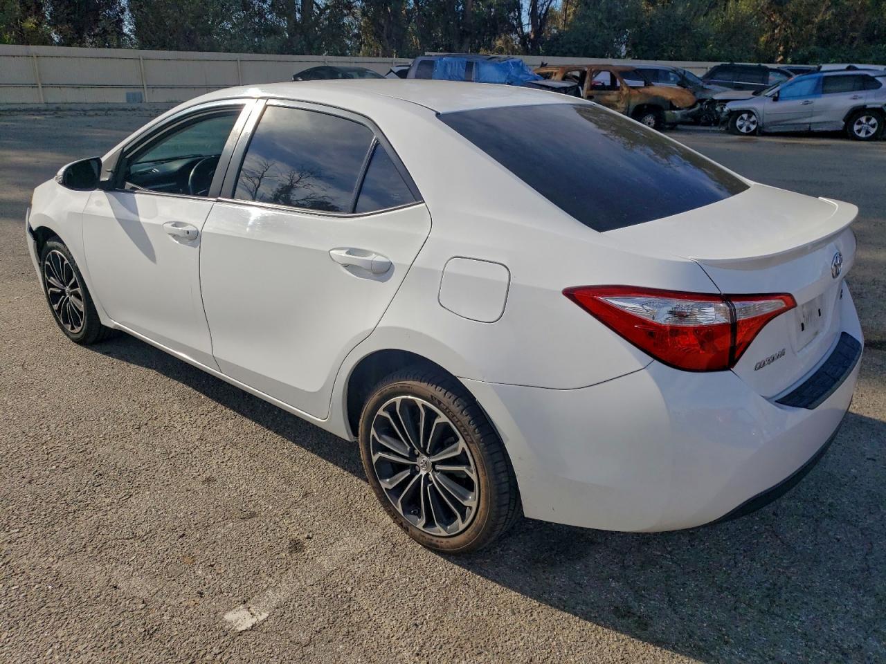 2016 TOYOTA COROLLA